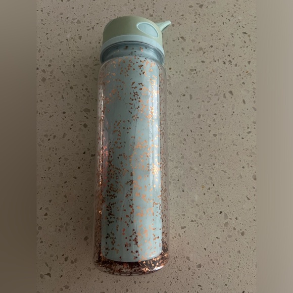 BAN.DO
Glitter Bomb Ice Blue Water Bottle - Picture 4 of 4